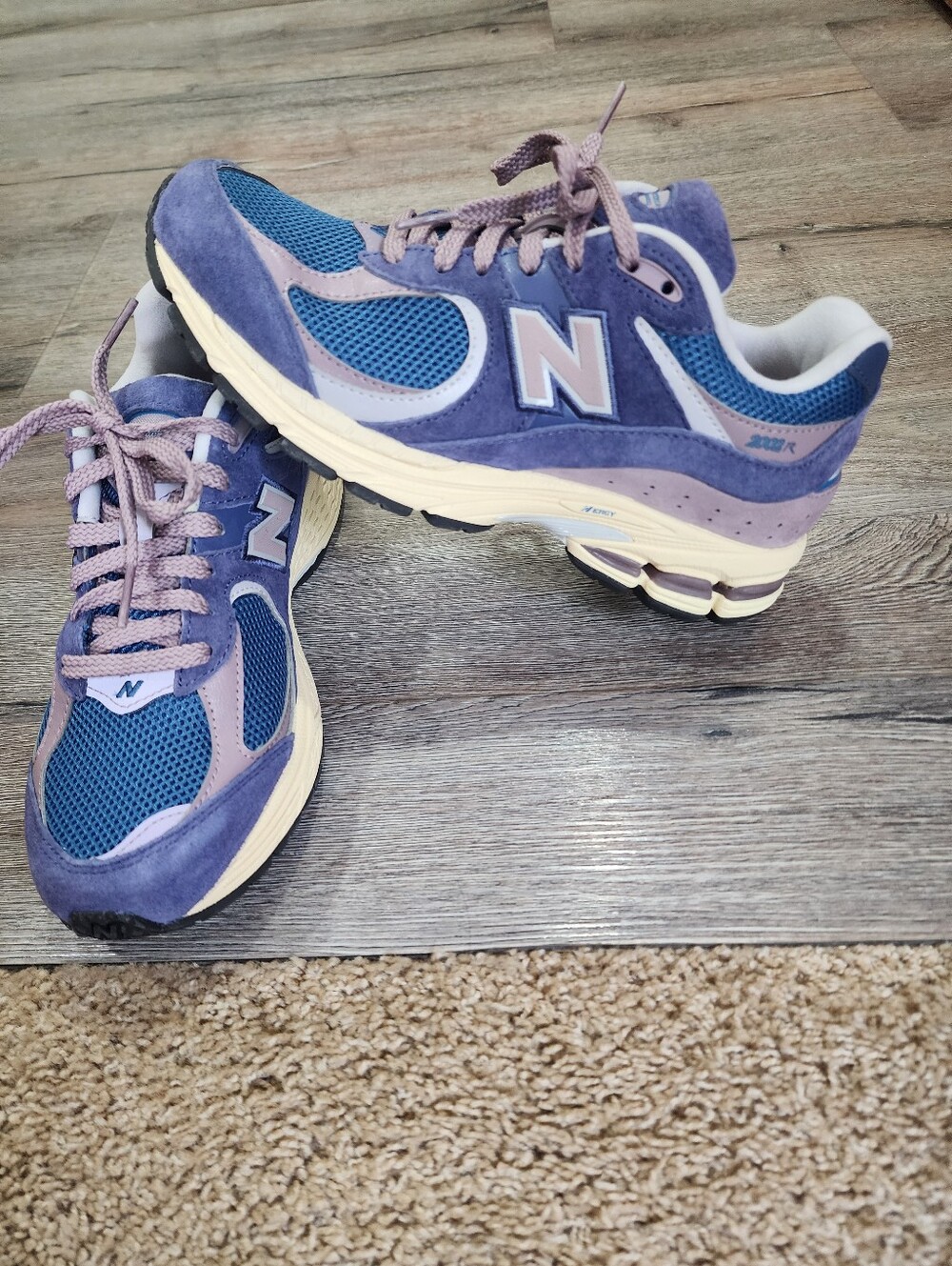 New Women New Balance 2002r Purplr Blue Shoes 8.5
